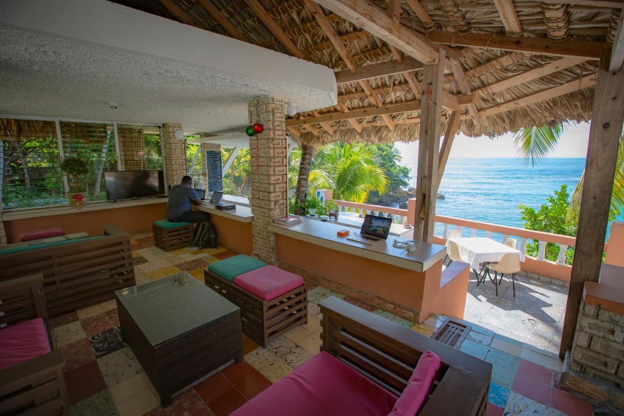 ז'אקמל Hotel Restaurant Cyvadier Plage מראה חיצוני תמונה