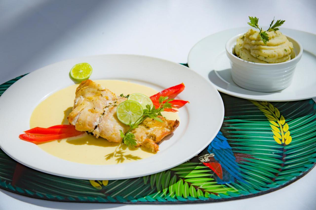 ז'אקמל Hotel Restaurant Cyvadier Plage מראה חיצוני תמונה